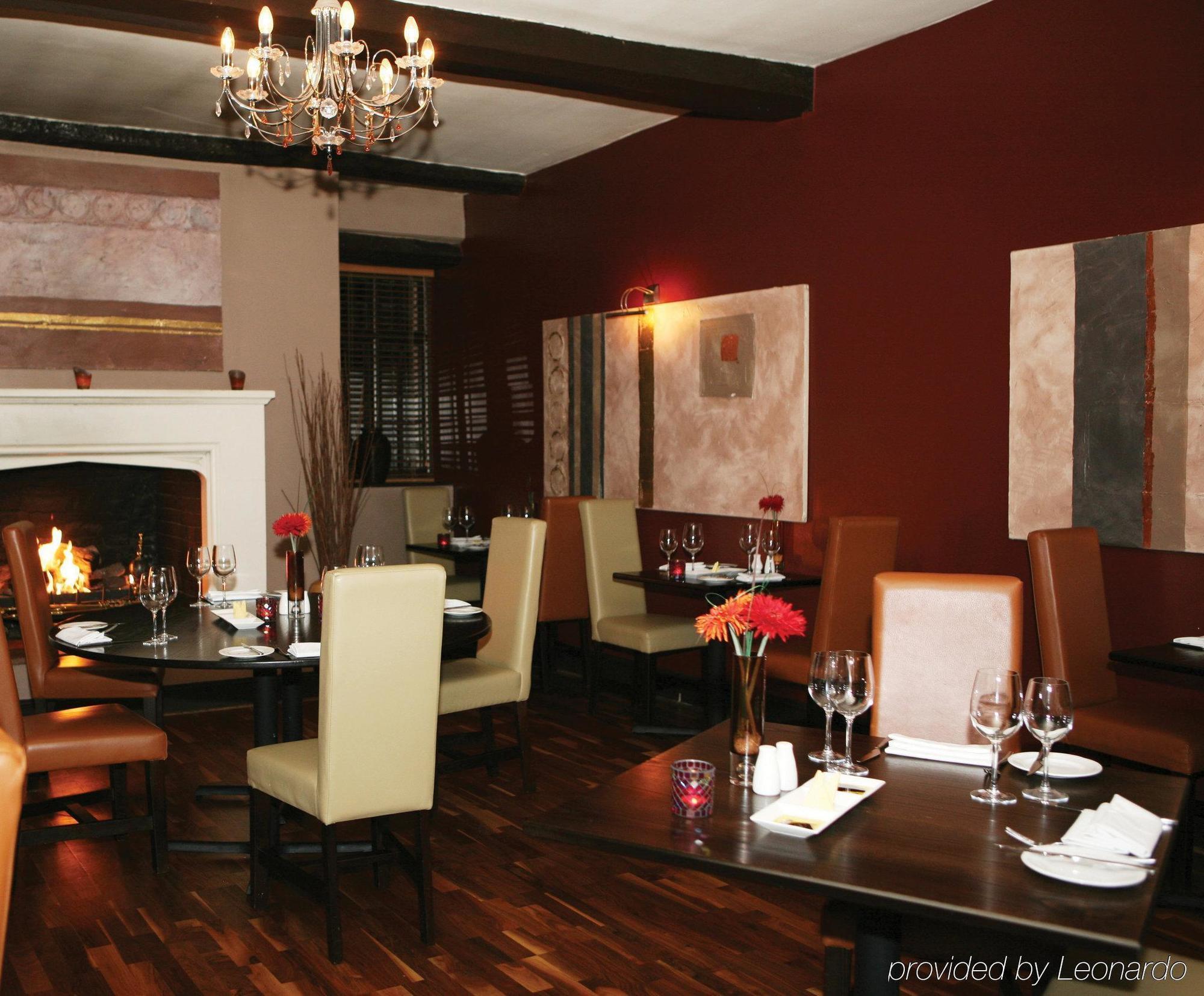 Cwrt Bleddyn Hotel & Spa Usk Étterem fotó
