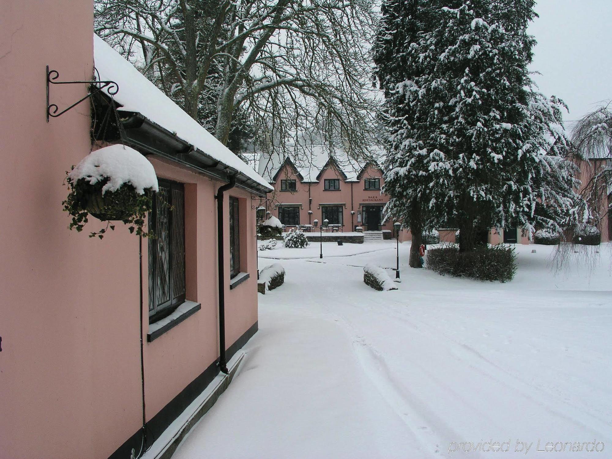 Cwrt Bleddyn Hotel & Spa Usk Kültér fotó