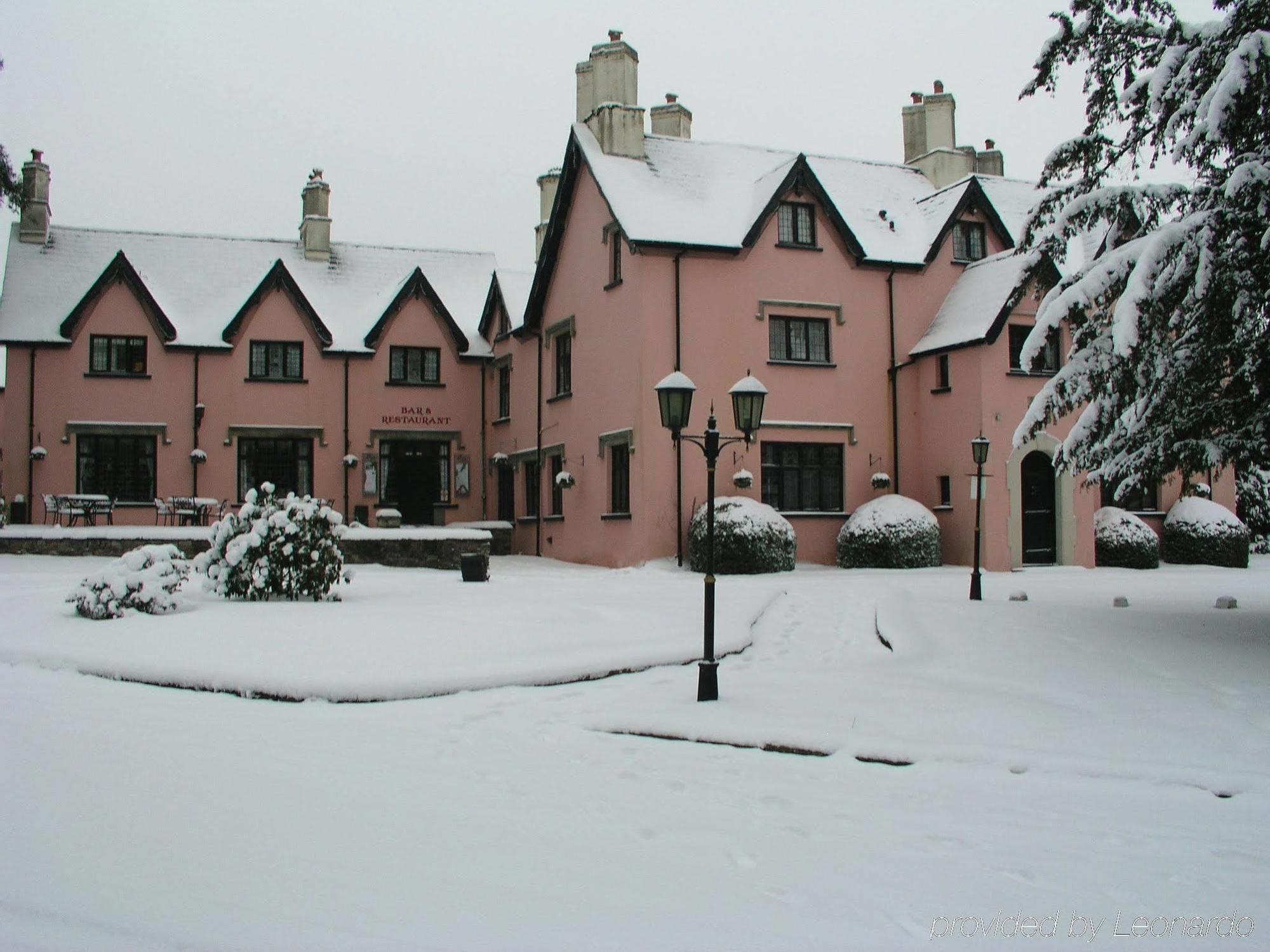 Cwrt Bleddyn Hotel & Spa Usk Kültér fotó